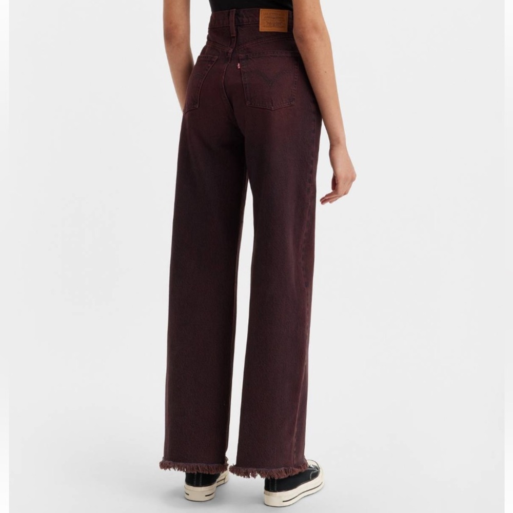 Levis Ribcage Jeans - Picture 8 of 8